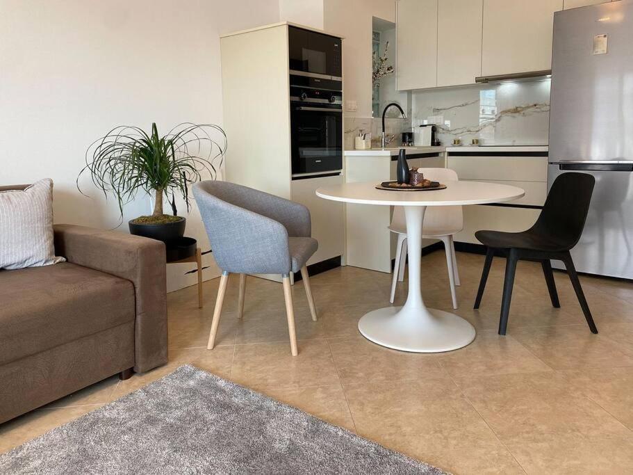 East Coast Senses Apartment เทสซาโลนิกิ ภายนอก รูปภาพ